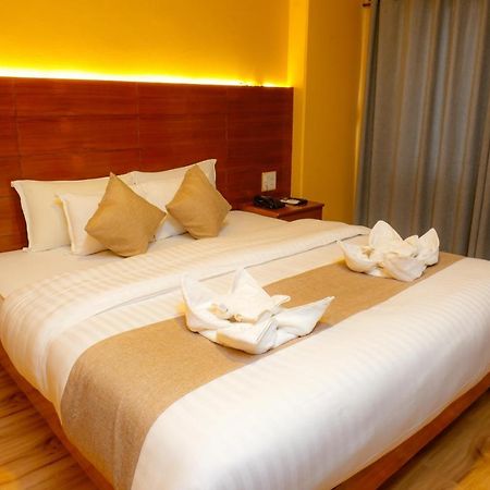 Hotel Chino Покхара Экстерьер фото
